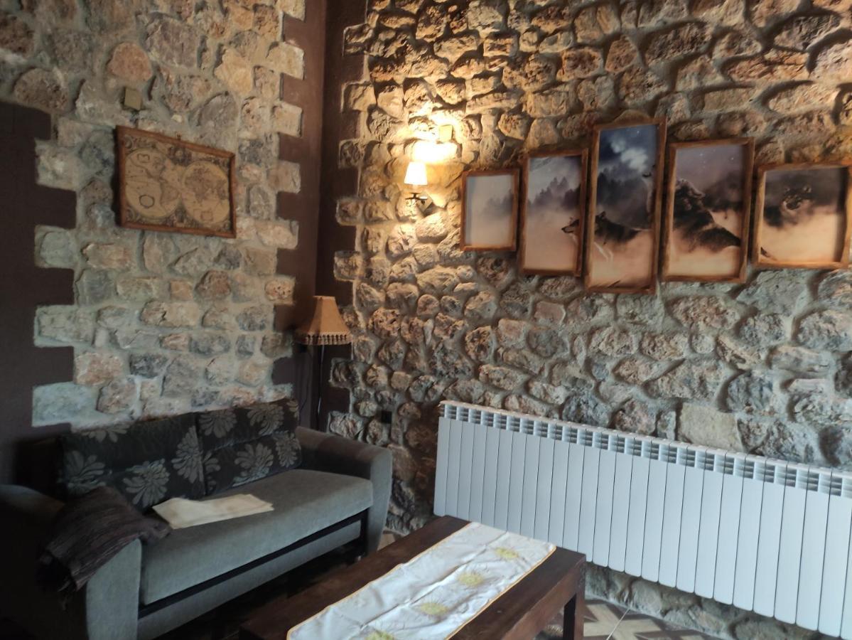 Oneiropagidasuites Kalavryta Exteriör bild